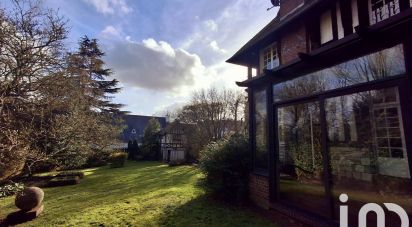 Architect house 7 rooms of 207 m² in Mont-Saint-Aignan (76130)