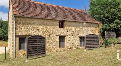 Maison 11 pièces de 270 m² à Veyrignac (24370)