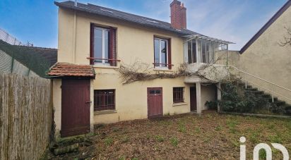 Maison traditionnelle 6 pièces de 141 m² à Gien (45500)