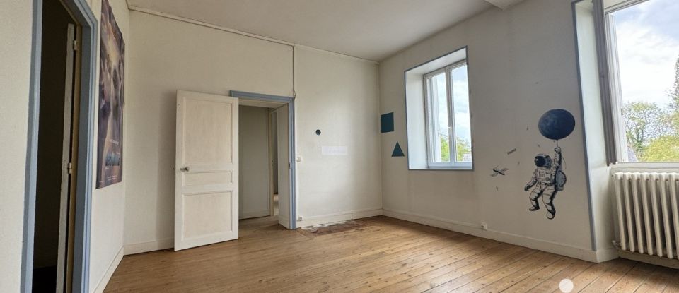 Immeuble de 250 m² à Mortrée (61570)