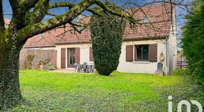 House 6 rooms of 111 m² in Pontault-Combault (77340)