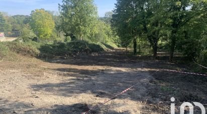 Terrain de 2 380 m² à Soignolles-en-Brie (77111)