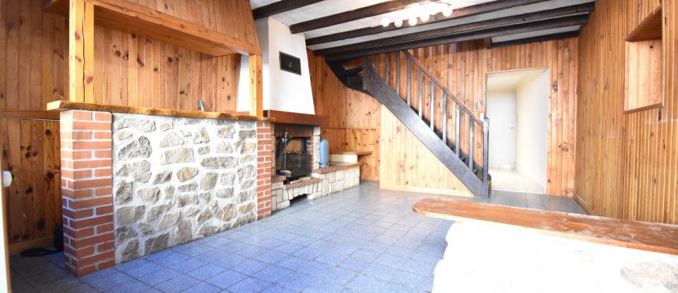 Village house 4 rooms of 83 m² in Saint-Uze (26240)