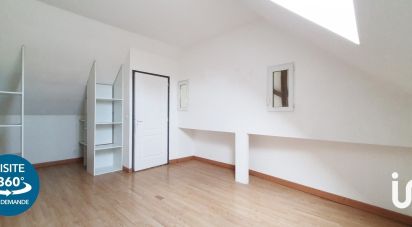 Maison de campagne 4 pièces de 83 m² à Bazoches-les-Gallerandes (45480)