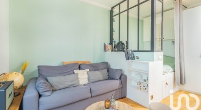 Studio 1 room of 24 m² in Paris (75015)