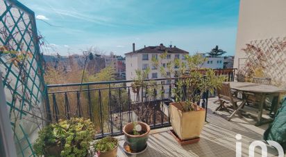 Apartment 2 rooms of 43 m² in Fontenay-sous-Bois (94120)