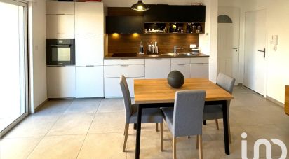 Apartment 2 rooms of 45 m² in Carqueiranne (83320)