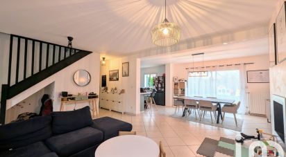 Maison 6 pièces de 143 m² à Champhol (28300)