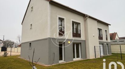 Building in Corbeil-Essonnes (91100) of 300 m²