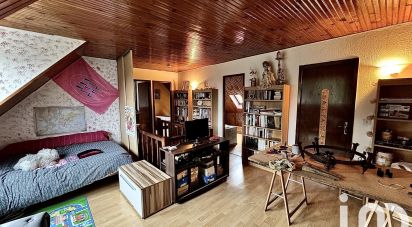 House 6 rooms of 110 m² in Chilly-Mazarin (91380)