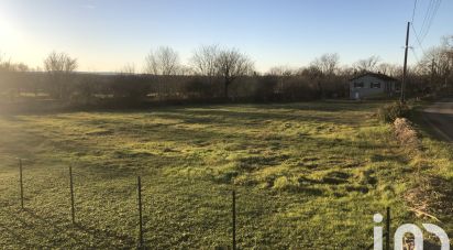 Land of 2,420 m² in Assier (46320)