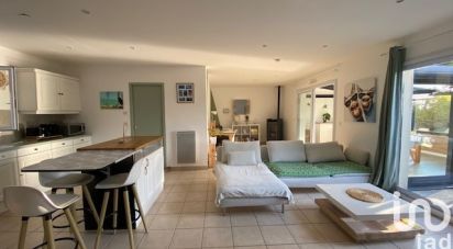 House 5 rooms of 110 m² in Champagné-les-Marais (85450)