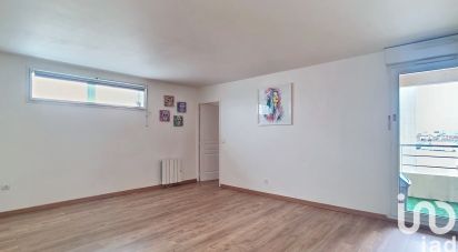 Apartment 4 rooms of 81 m² in Montrouge (92120)