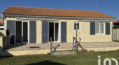 House 4 rooms of 82 m² in Hourtin (33990)