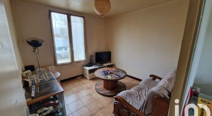 House 3 rooms of 48 m² in Courçon (17170)