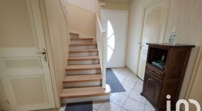 House 5 rooms of 90 m² in Pleumeur-Bodou (22560)