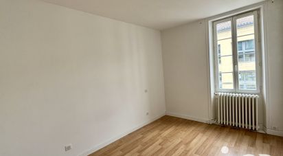 Maison 4 pièces de 80 m² à Sarlat-la-Canéda (24200)