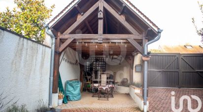 Traditional house 8 rooms of 180 m² in Liverdy-en-Brie (77220)