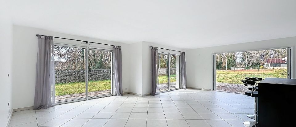 Maison traditionnelle 4 pièces de 128 m² à Mées (40990)