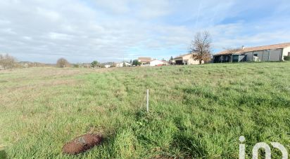 Land of 7,285 m² in Thouars (79100)