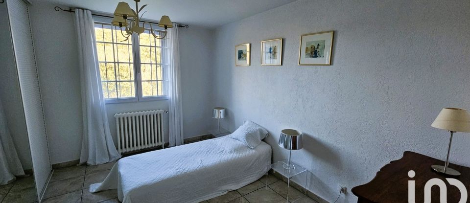 Traditional house 5 rooms of 187 m² in Saint-Nazaire-de-Ladarez (34490)