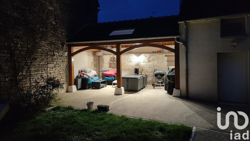 Village house 6 rooms of 172 m² in Saint-Cyr-les-Colons (89800)