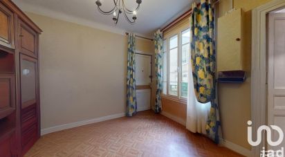 Apartment 2 rooms of 33 m² in Le Chesnay (78150)