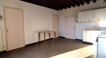 House 3 rooms of 74 m² in Saint-Cyr-des-Gâts (85410)