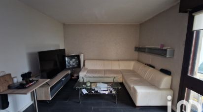 Apartment 3 rooms of 61 m² in Ris-Orangis (91130)