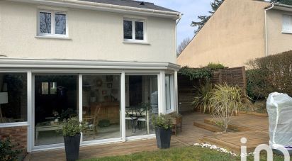 Maison 6 pièces de 130 m² à Saint-Étienne-de-Montluc (44360)