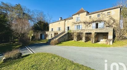 Estate 10 rooms of 420 m² in Puy-l'Évêque (46700)