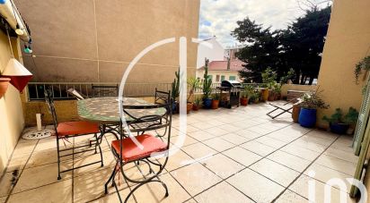 Apartment 3 rooms of 66 m² in Hyères (83400)