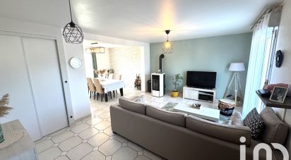 Maison 5 pièces de 90 m² à Thennelières (10410)