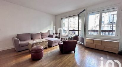 Appartement 3 pièces de 66 m² à Paris (75011)