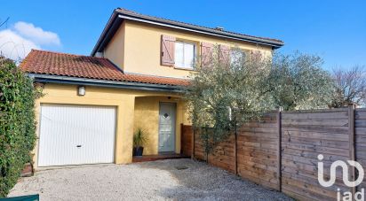 Maison 5 pièces de 105 m² à Bourg-Saint-Christophe (01800)