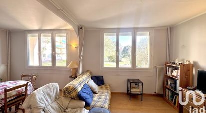 Apartment 4 rooms of 66 m² in Pont-Saint-Esprit (30130)