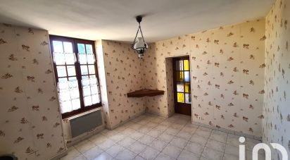 Maison 4 pièces de 85 m² à Verdille (16140)