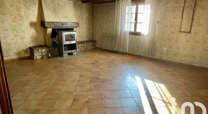 House 4 rooms of 127 m² in Naintré (86530)