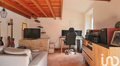 Village house 3 rooms of 70 m² in Rousset (13790)