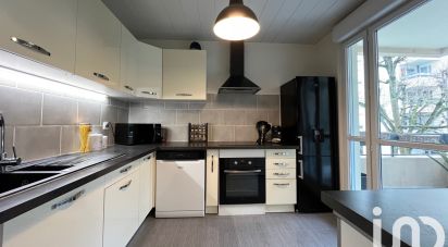 Apartment 3 rooms of 65 m² in Montigny-le-Bretonneux (78180)