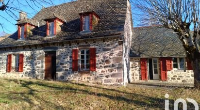 Maison 5 pièces de 145 m² à Saint-Cernin (15310)