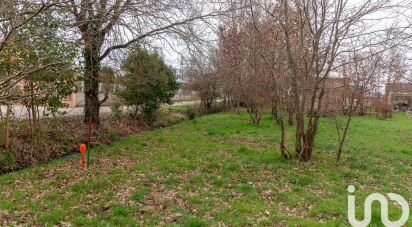 Land of 1,285 m² in Montauban (82000)