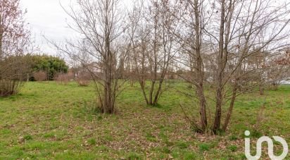 Land of 1,285 m² in Montauban (82000)