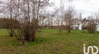 Land of 1,285 m² in Montauban (82000)