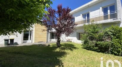 Maison 6 pièces de 136 m² à Pineuilh (33220)