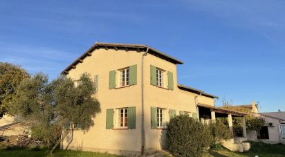 Traditional house 7 rooms of 170 m² in Caveirac (30820)