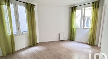 Appartement 3 pièces de 42 m² à Paris (75010)