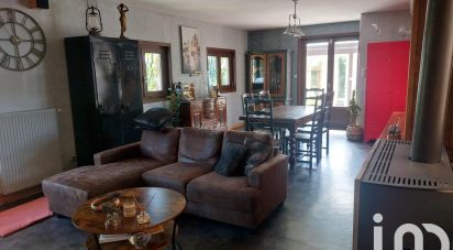 House 10 rooms of 293 m² in Dunières (43220)