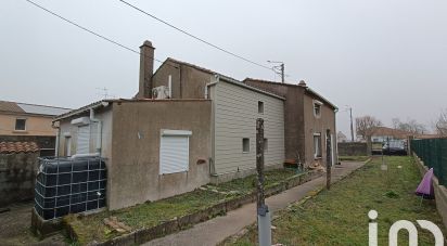 Maison de village 3 pièces de 90 m² à Mauléon (79700)