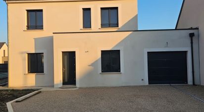 Maison traditionnelle 6 pièces de 127 m² à Boigny-sur-Bionne (45760)